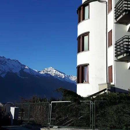 Daire Il Nido - Delizioso Presso Il Centro Con Vista Spettacolare E Giardino Oulx