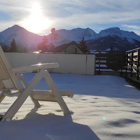 Il Nido - Delizioso Alloggio Presso Il Centro Con Vista Spettacolare E Giardino Appartamento Oulx