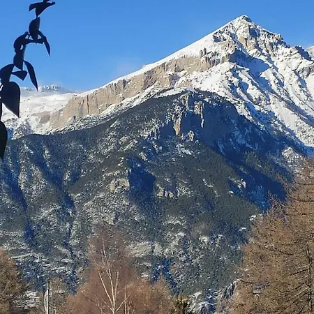 Apartmán Il Nido - Delizioso Presso Il Centro Con Vista Spettacolare E Giardino Oulx