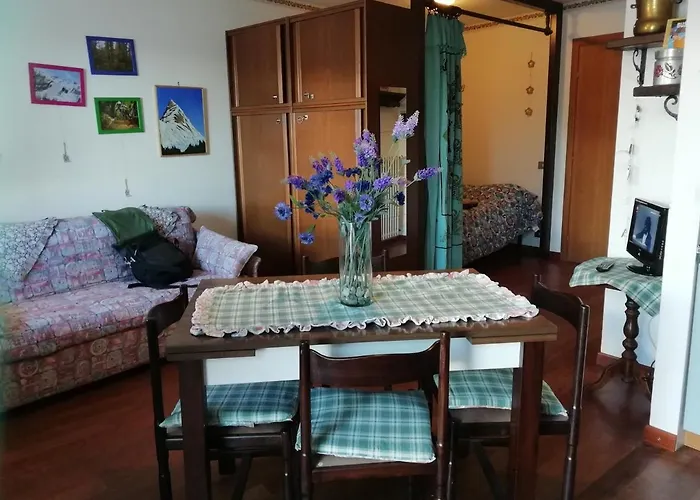 Daire Il Nido - Delizioso Presso Il Centro Con Vista Spettacolare E Giardino